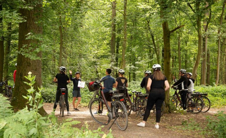 Visite commentée à vélo en forêt de Marchiennes ©Karen Saint-Patrice